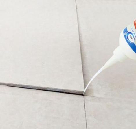覃塘瓷砖空鼓维修公司分享卫生间瓷砖脱落的原因可能有以下几点